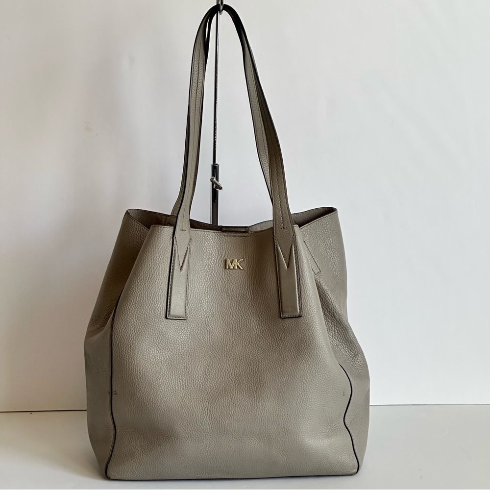 Michael Kors Pebbled Leather Tote & Wallet Set Taupe Gray - Picture 3 of 12
